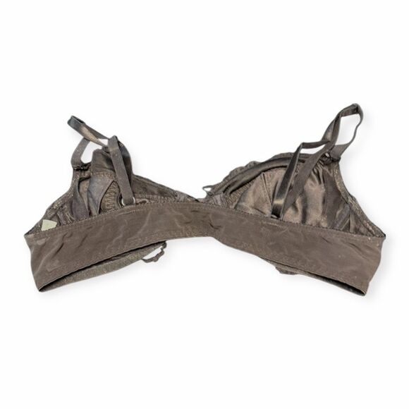 VINTAGE VICTORIA’S SECRET Women’s Black Lace Unlined Demi Bra Size 36A - Picture 2 of 5